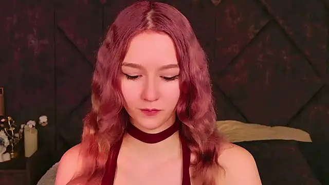 Snapshot of NaomiLoys chatting on October 2, 6:00 pm NaomiLoys online show from October 2, 6:00 pm