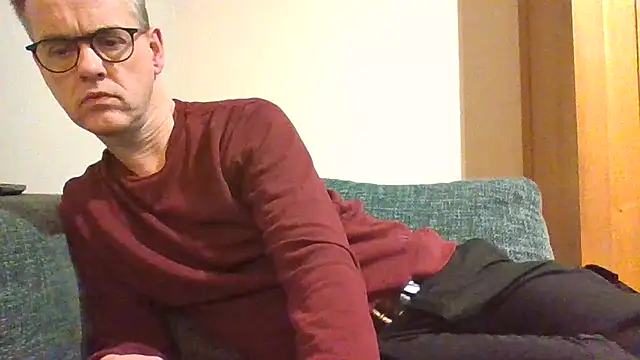 Snapshot of Hectorthyssen1 chatting on February 24, 11:09 pm Hectorthyssen1 online show from February 24, 11:09 pm