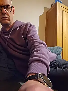 Hectorthyssen1 online show from February 14, 11:38 pm