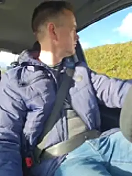 Hectorthyssen1 online show from March 25, 3:44 pm