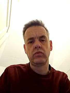 Snapshot of Hectorthyssen1 chatting on February 14, 7:23 pm Hectorthyssen1 online show from February 14, 7:23 pm