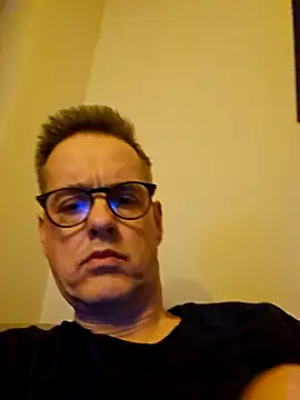 Snapshot of Hectorthyssen1 chatting on February 19, 11:04 pm Hectorthyssen1 online show from February 19, 11:04 pm