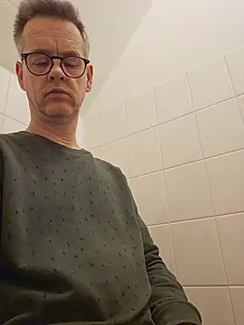 Hectorthyssen1 online show from March 14, 10:54 am