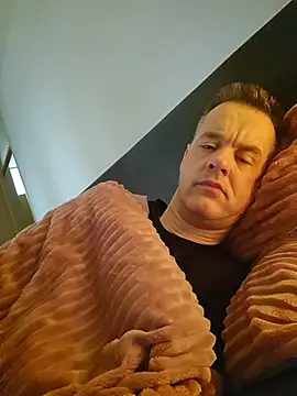 Hectorthyssen1 online show from February 21, 7:54 am