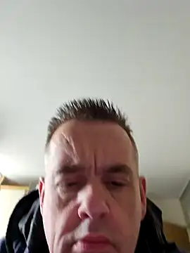 Snapshot of Hectorthyssen1 chatting on March 15, 10:57 am Hectorthyssen1 online show from March 15, 10:57 am