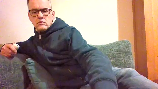 Snapshot of Hectorthyssen1 chatting on January 30, 10:30 pm Hectorthyssen1 online show from January 30, 10:30 pm