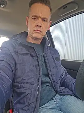 Hectorthyssen1 online show from March 31, 2:52 pm