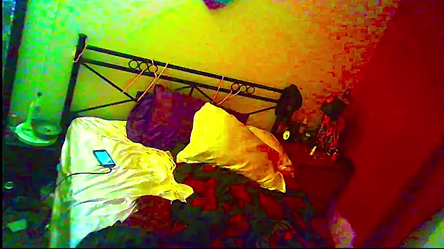 ingrid1982 online show from May 22, 6:28 pm