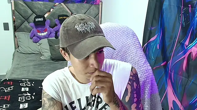 Zacktk7 online show from April 15, 6:23 pm