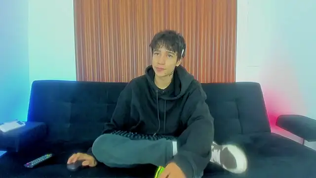 Zacktk7 online show from February 17, 9:10 pm