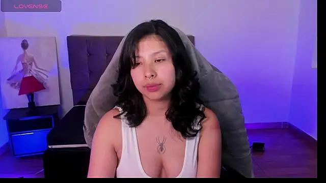 Namiko Park online show from February 3, 2:53 am