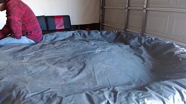 69vivian online show from March 1, 8:10 pm