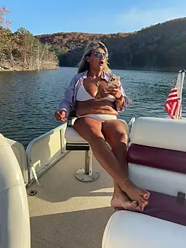 69vivian online show from November 14, 9:18 pm