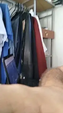 miketripi420 online show from February 28, 9:25 pm