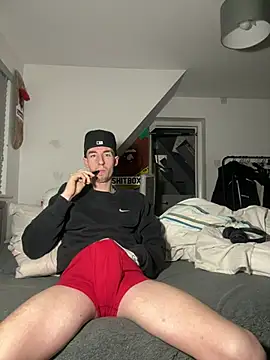 MikesWood21 online show from January 27, 3:58 am