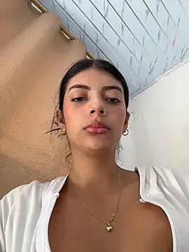 Baby Niels online show from March 4, 2:14 pm