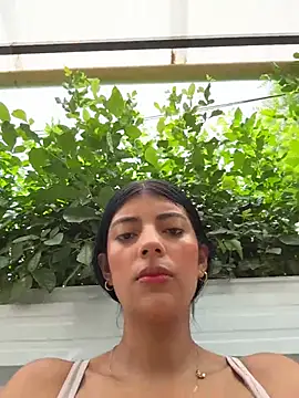 Baby Niels online show from April 4, 3:29 pm