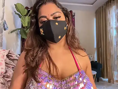 Snapshot of soniyatelugu chatting on January 11, 8:49 pm soniyatelugu online show from January 11, 8:49 pm