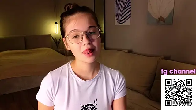 Leela sun online show from December 4, 3:22 pm