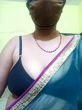 Snapshot of Sexy-Mona2 chatting on March 3, 5:09 pm Sexy-Mona2 online show from March 3, 5:09 pm