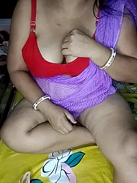 Snapshot of Sexy-Mona2 chatting on September 14, 7:14 pm Sexy-Mona2 online show from September 14, 7:14 pm