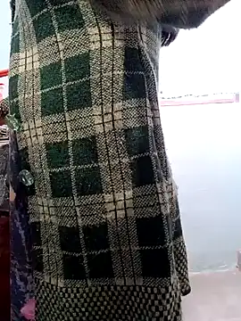 Snapshot of Sexy-Mona2 chatting on January 25, 3:40 am Sexy-Mona2 online show from January 25, 3:40 am