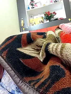 Snapshot of Sexy-Mona2 chatting on January 9, 2:54 am Sexy-Mona2 online show from January 9, 2:54 am