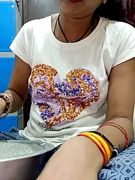 Snapshot of Sexy-Mona2 chatting on January 23, 2:50 pm Sexy-Mona2 online show from January 23, 2:50 pm