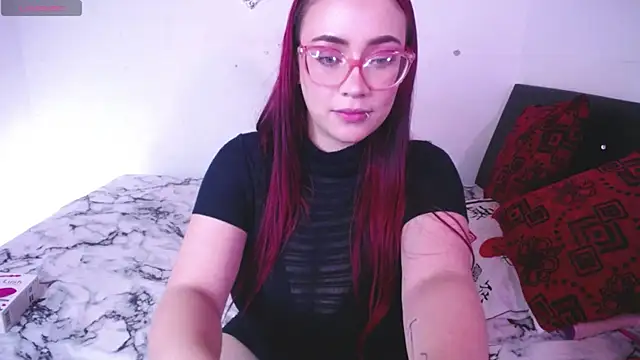 Snapshot of zarquita99 chatting on November 15, 8:51 am zarquita99 online show from November 15, 8:51 am