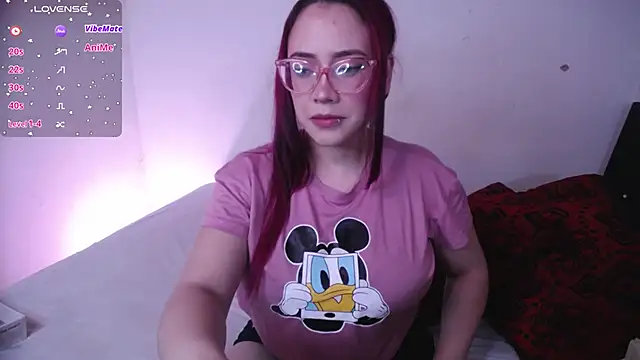 Snapshot of zarquita99 chatting on November 13, 9:02 am zarquita99 online show from November 13, 9:02 am