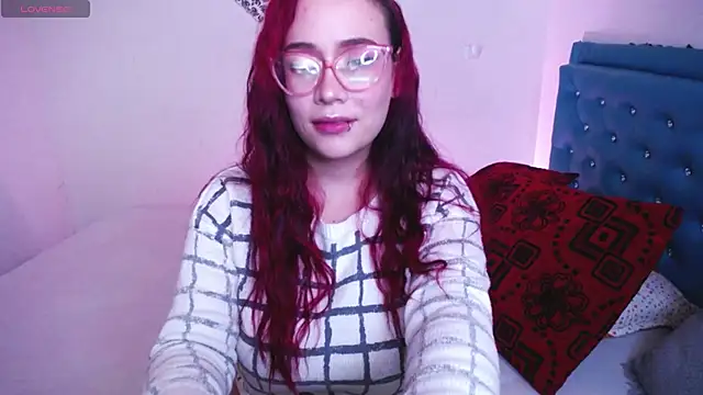 Snapshot of zarquita99 chatting on November 3, 8:40 am zarquita99 online show from November 3, 8:40 am