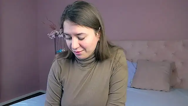 LeonnaJones online show from February 4, 12:33 pm