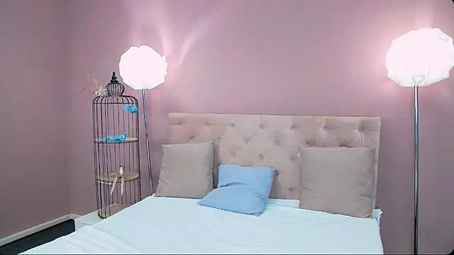 LeonnaJones online show from February 22, 6:28 am