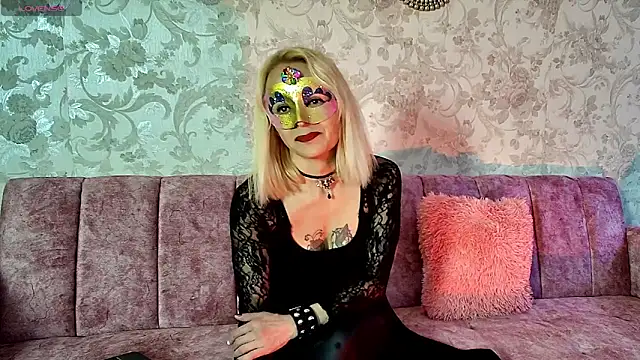 JezabelBlack777 online show from January 14, 1:17 pm