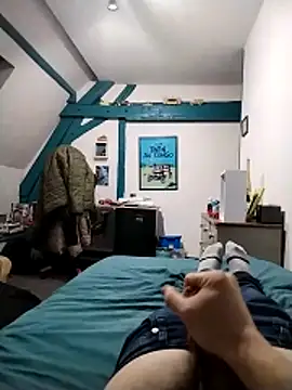 JulesG18 online show from March 2, 9:33 pm