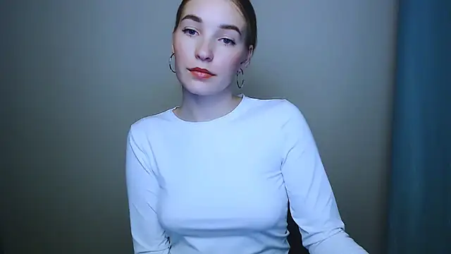 Queen ofLove online show from November 27, 7:58 pm