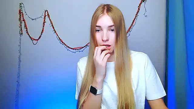 Queen ofLove online show from December 19, 3:03 pm