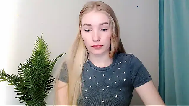 Queen ofLove online show from March 20, 2:40 pm