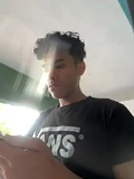 Ryan-hot online show from June 5, 6:46 pm
