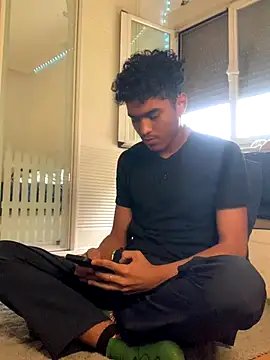 Snapshot of Ryan-hot chatting on September 30, 3:51 pm Ryan-hot online show from September 30, 3:51 pm
