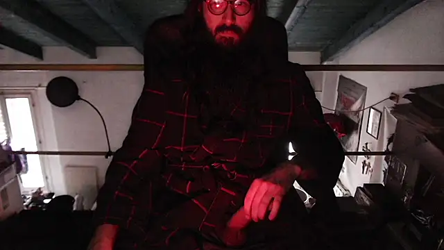 contemptumundi888 online show from March 5, 7:05 am