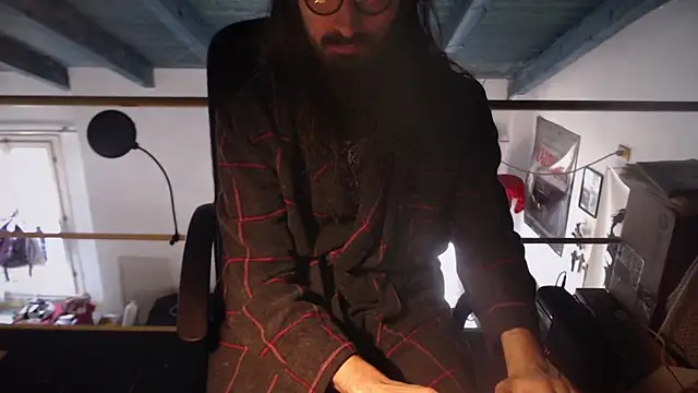 contemptumundi888 online show from February 15, 9:16 am