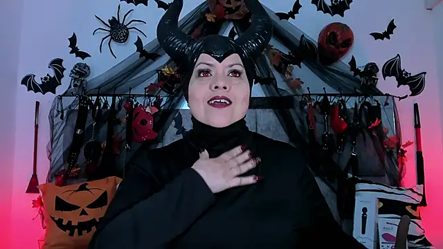 vanessa moka online show from November 2, 11:59 am