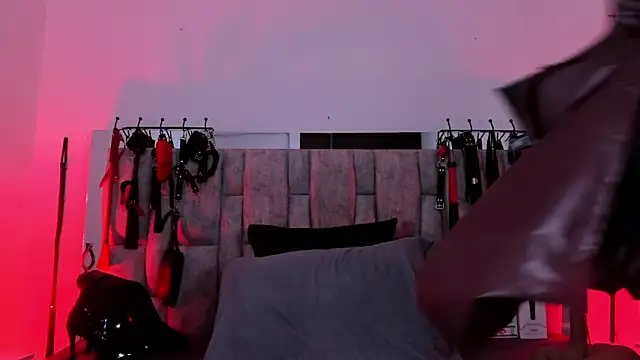 vanessa moka online show from February 21, 12:07 pm