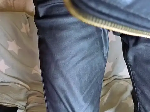 Snapshot of MentoXXL chatting on March 3, 2:24 pm MentoXXL online show from March 3, 2:24 pm