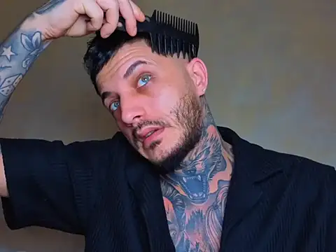 Snapshot of MentoXXL chatting on March 4, 2:36 pm MentoXXL online show from March 4, 2:36 pm