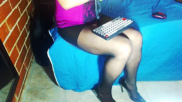 alexandrasexy32 online show from July 31, 5:21 pm