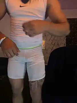 mikemacluffy online show from February 4, 2:10 pm