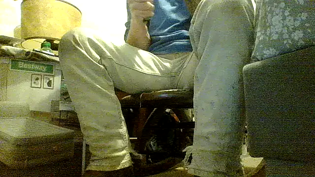 Snapshot of Jay81 chatting on March 5, 12:05 am Jay81 online show from March 5, 12:05 am