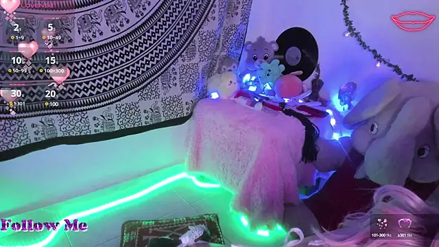 little-Dolll online show from December 13, 9:51 pm